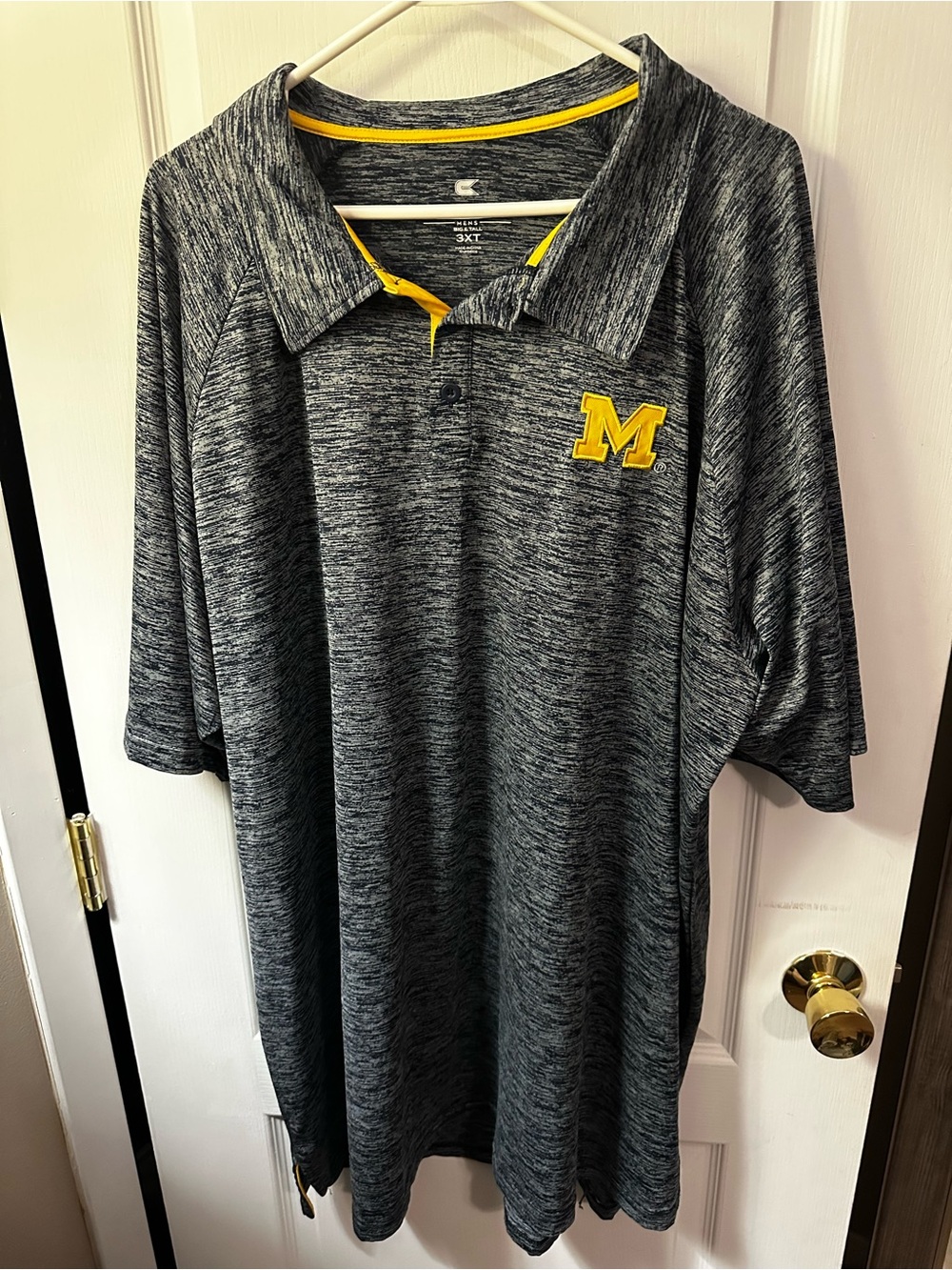 Colosseum Men’s Charcoal Heather Polo with Yellow M Patch